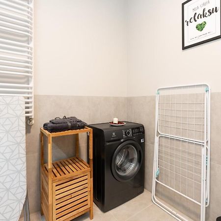 ורשה Superapart Aignera Apt 4, Family Friendly Oasis מראה חיצוני תמונה