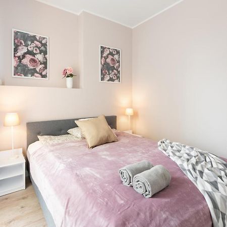 ורשה Superapart Aignera Apt 4, Family Friendly Oasis מראה חיצוני תמונה